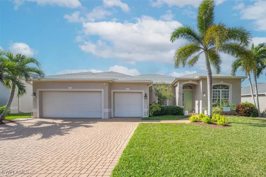 Picture of 17480 Sterling Lake Dr, Fort Myers, FL 33967