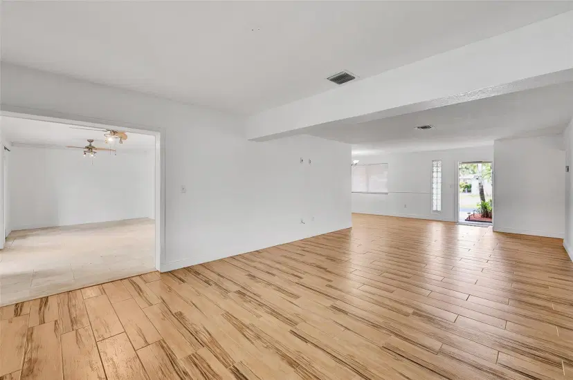 Picture of 1120 NW 83Rd Way, Pembroke Pines FL 33024