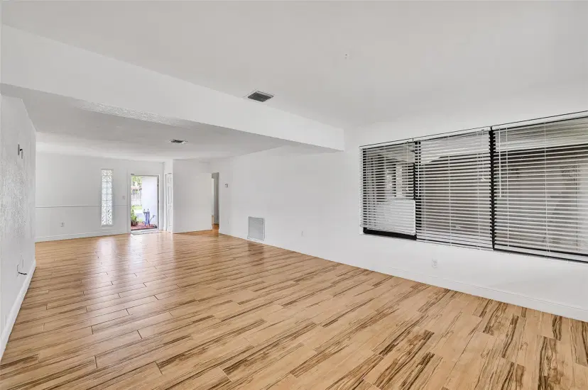 Picture of 1120 NW 83Rd Way, Pembroke Pines FL 33024