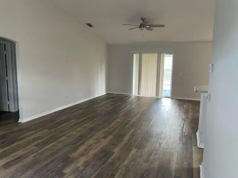 Picture of 501 SE Sweet Avenue, Port St Lucie FL 34983