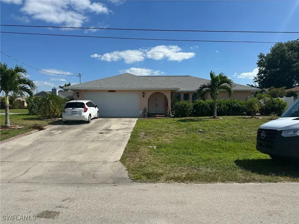 Picture of 1404 SE 30Th Ter, Cape Coral, FL 33904