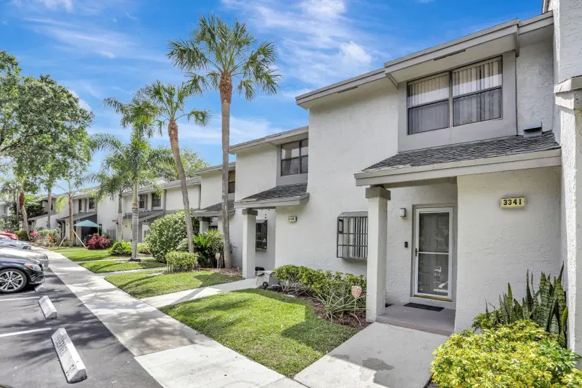Picture of 3341 Carambola Cir 2415, Pompano Beach FL 33066