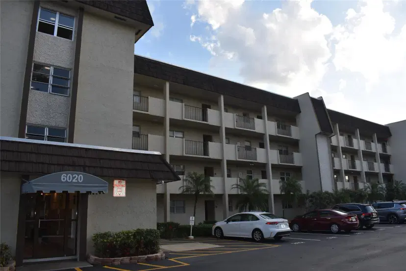 Picture of 6020 NW 44Th St 304, Lauderhill FL 33319