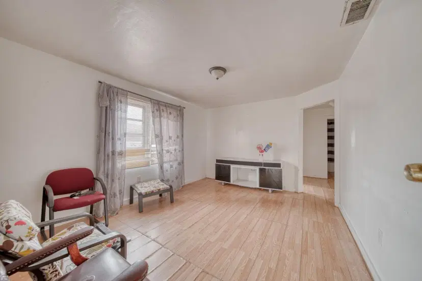 Picture of 10633 NW 6Th Ave, Miami FL 33150