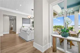 Picture of 201 8Th St S 301, Naples, FL 34102