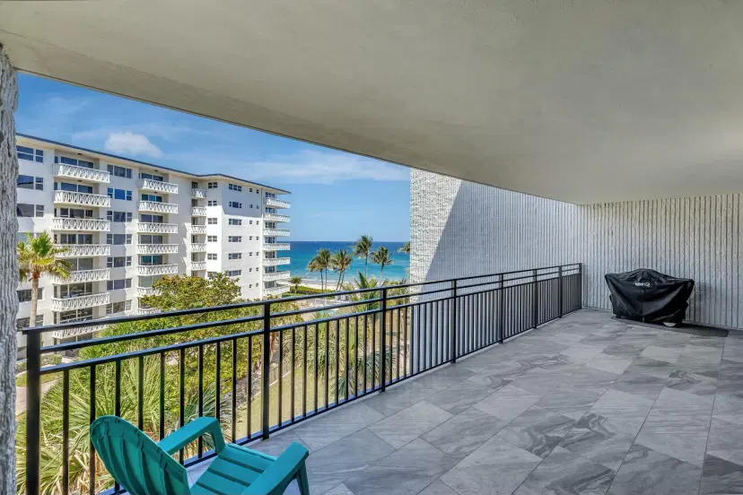 Picture of 1167 Hillsboro Mile 405, Hillsboro Beach FL 33062