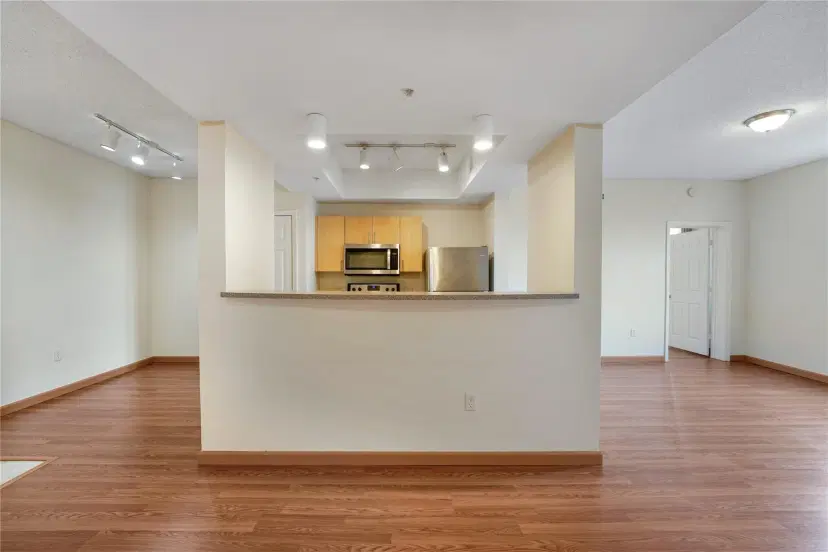 Picture of 533 NE 3Rd Ave 506, Fort Lauderdale FL 33301