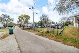 Picture of 1160 Rewis Dr, Chokoloskee, FL 34138