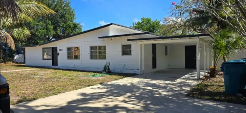 Picture of 310 SW 1St Avenue, Boynton Beach FL 33435