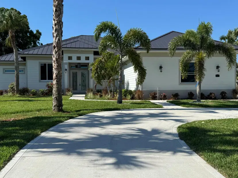 Picture of 2000 SW Leafy Road, Port St Lucie FL 34953