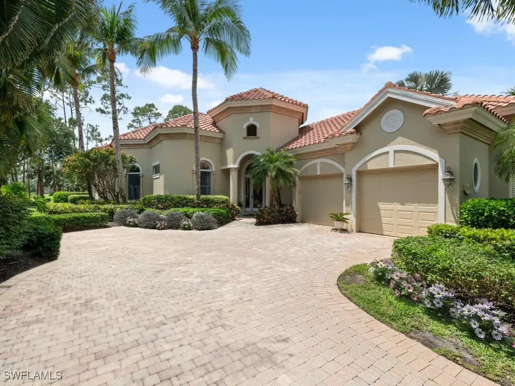 Picture of 15352 Milan Ln, Naples, FL 34110