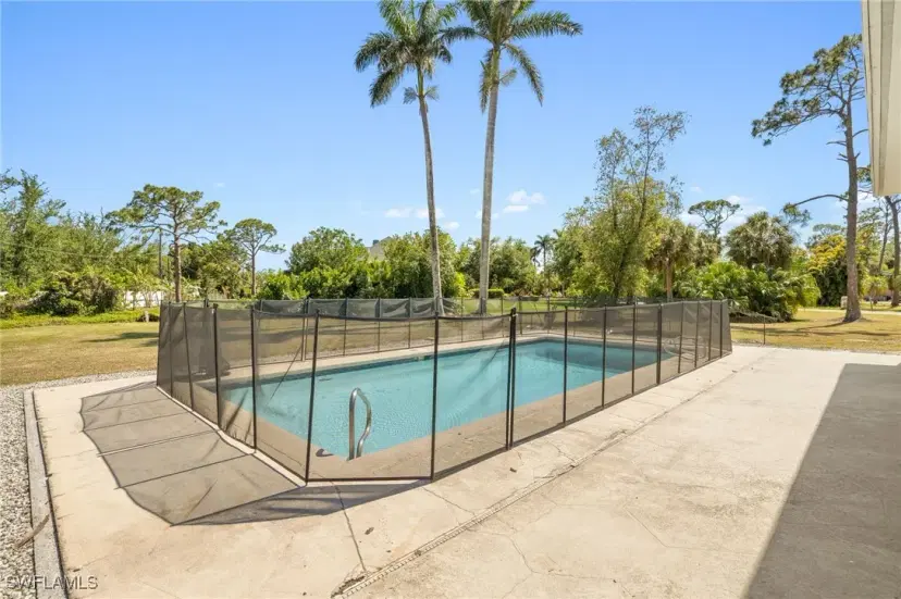 Picture of 3714 Liberty Sq, Fort Myers FL 33908