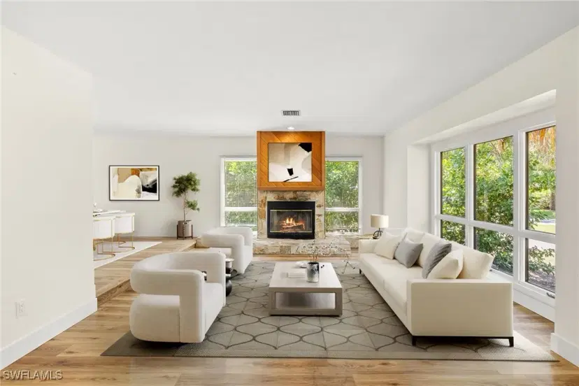 Picture of 3714 Liberty Sq, Fort Myers FL 33908