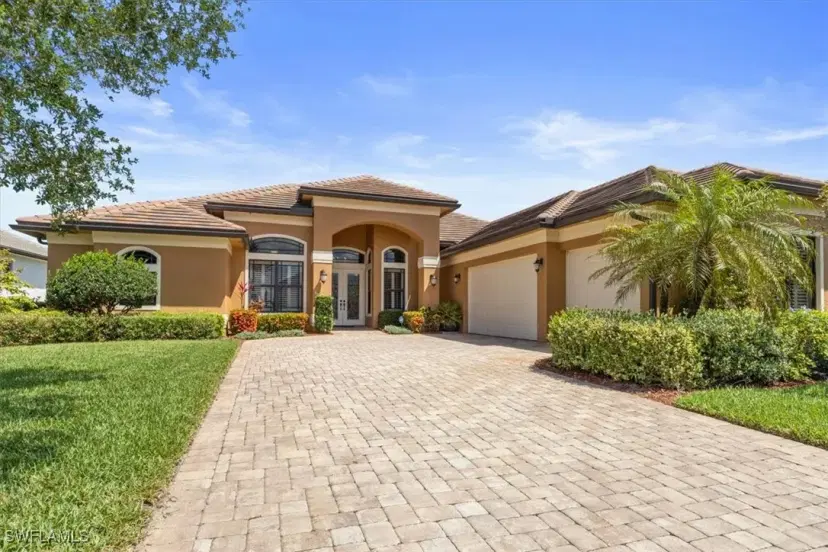 Picture of 3380 Chestnut Grove Dr, Alva FL 33920