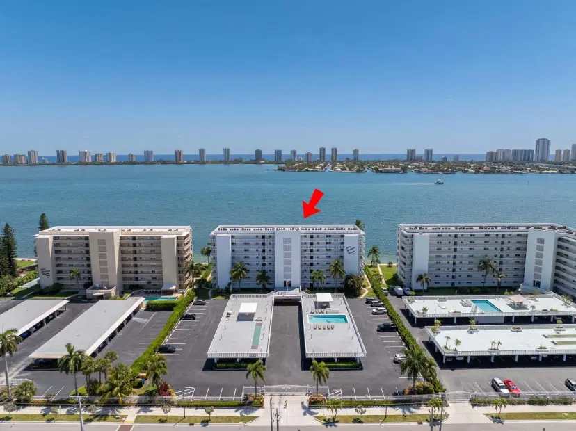 Picture of 401 Lake Shore Drive 504, Lake Park FL 33403