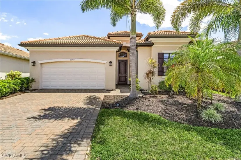 Picture of 10565 Pistoia Dr, Fort Myers FL 33913
