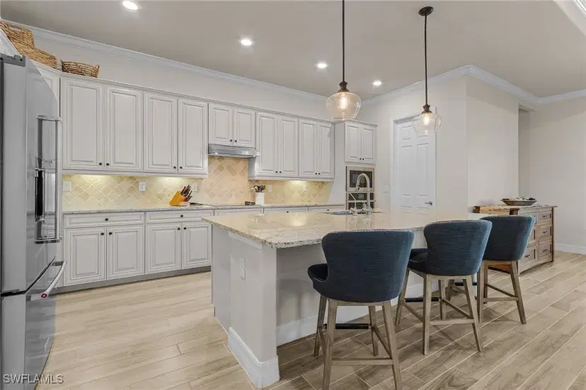 Picture of 10565 Pistoia Dr, Fort Myers FL 33913