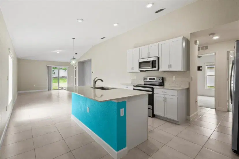 Picture of 906 Bent Creek Drive, Fort Pierce, FL 34947