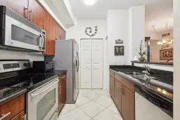 Picture of 2421 NE 65Th Street 103, Fort Lauderdale, FL 33308