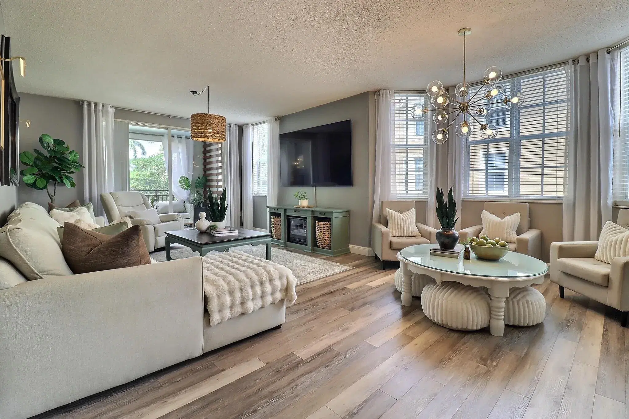 Picture of 11780 Saint Andrews Place 208, Wellington, FL 33414