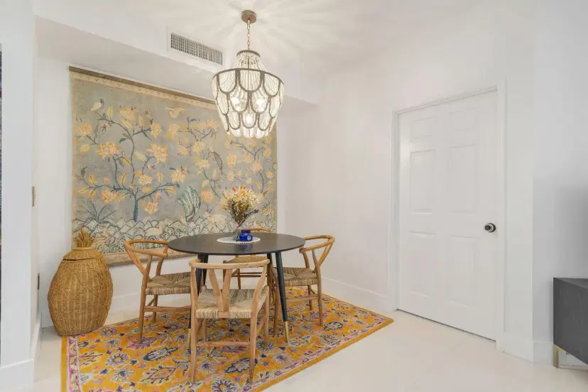 Picture of 630 S Sapodilla Avenue 110, West Palm Beach FL 33401
