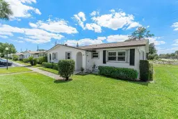 Picture of 2936 Crosley Drive E A, West Palm Beach, FL 33415