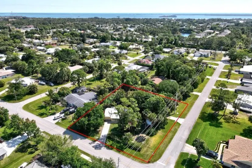 Picture of 291 Easy Street, Sebastian FL 32958