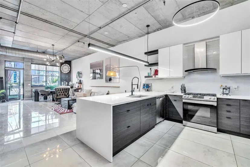 Picture of 411 NW 1St Ave 204, Fort Lauderdale FL 33301