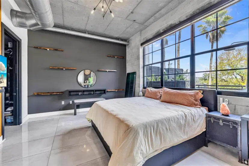 Picture of 411 NW 1St Ave 204, Fort Lauderdale FL 33301