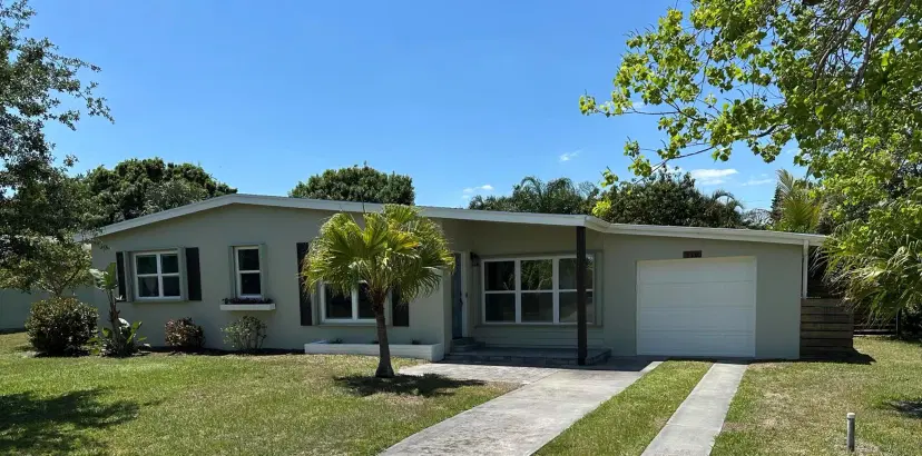 Picture of 510 Saunders Street, Sebastian FL 32958