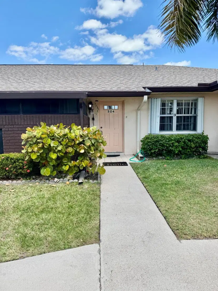 Picture of 524 Ponderosa Drive 33, Fort Pierce FL 34982