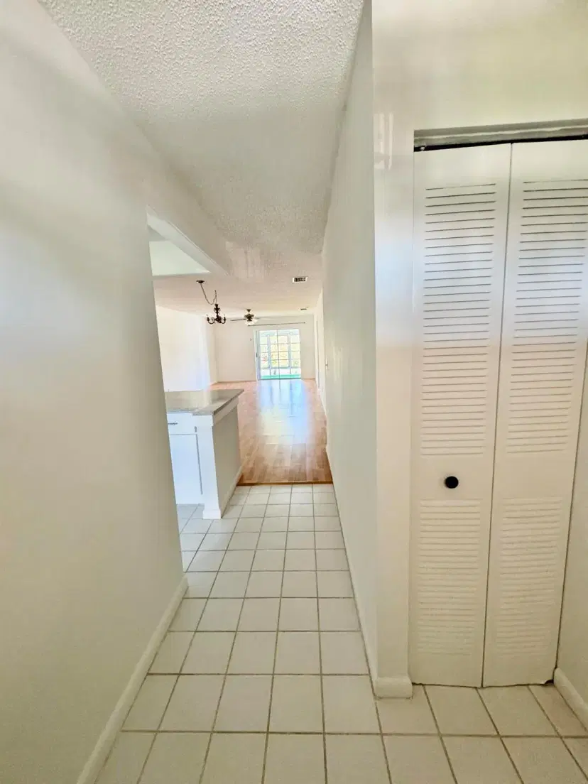 Picture of 524 Ponderosa Drive 33, Fort Pierce FL 34982