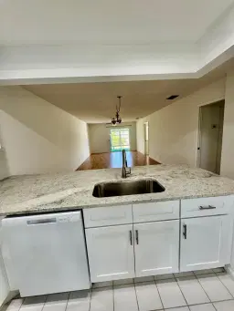 Picture of 524 Ponderosa Drive 33, Fort Pierce, FL 34982
