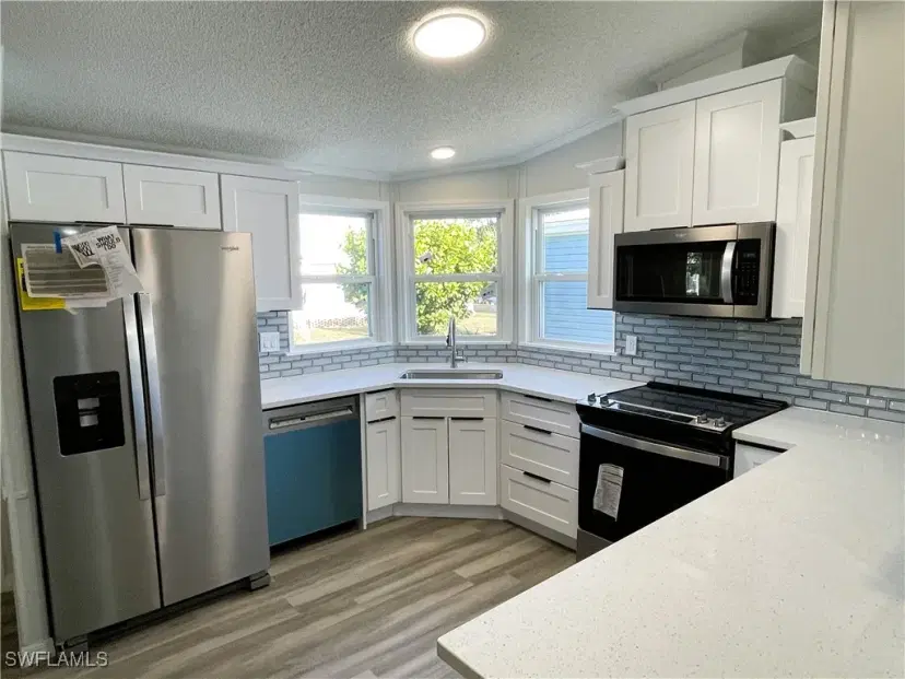 Picture of 3158 Bunny Run Dr, North Fort Myers FL 33917