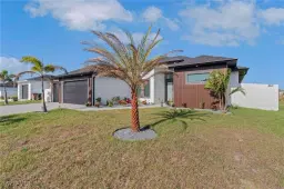 Picture of 1040 NE 11Th Ave, Cape Coral, FL 33909