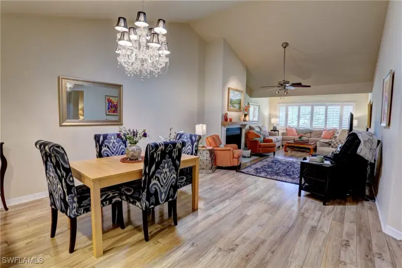 Picture of 405 Courtside Dr D105, Naples FL 34105