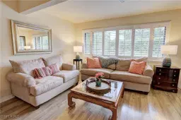 Picture of 405 Courtside Dr D105, Naples, FL 34105