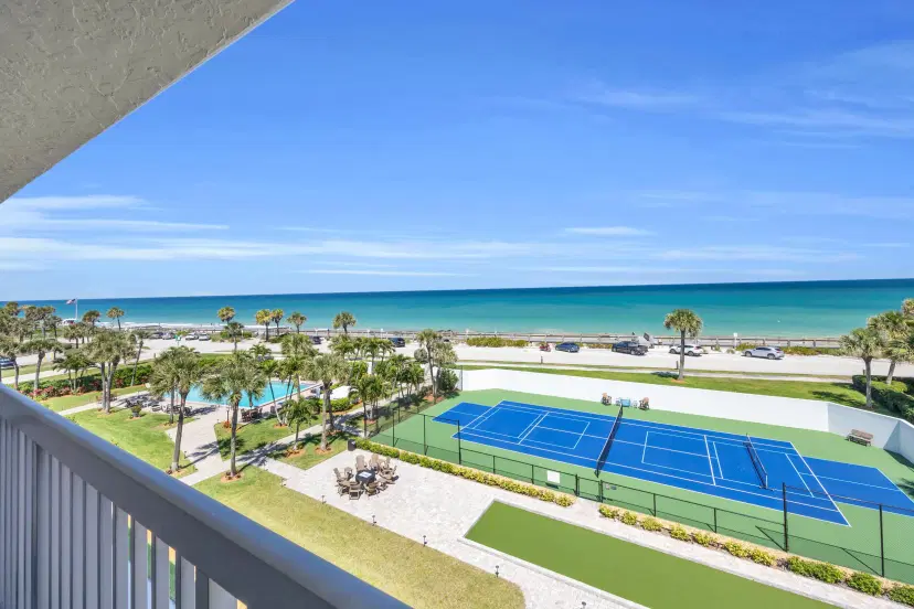 Picture of 4141 Ocean Drive 502, Vero Beach FL 32963
