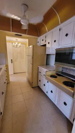 Picture of 22 Golfs Edge A, West Palm Beach, FL 33417