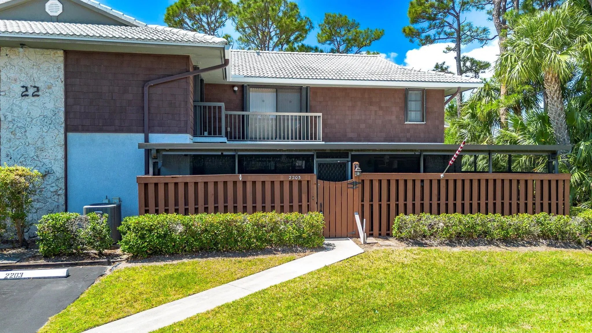 Picture of 2203 SE Round Table Drive C, Port St Lucie, FL 34952