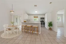Picture of 516 NW 4Th Ter, Cape Coral, FL 33993