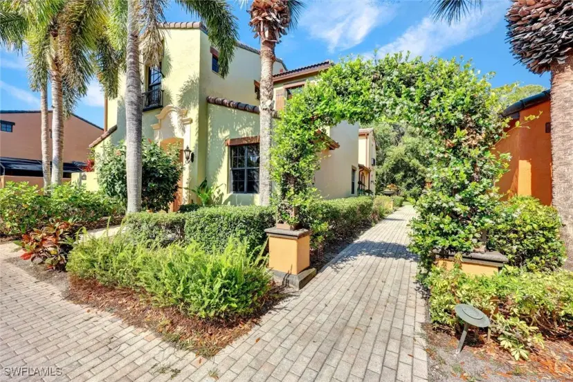 Picture of 9145 Chula Vista ST 13004, Naples FL 34113