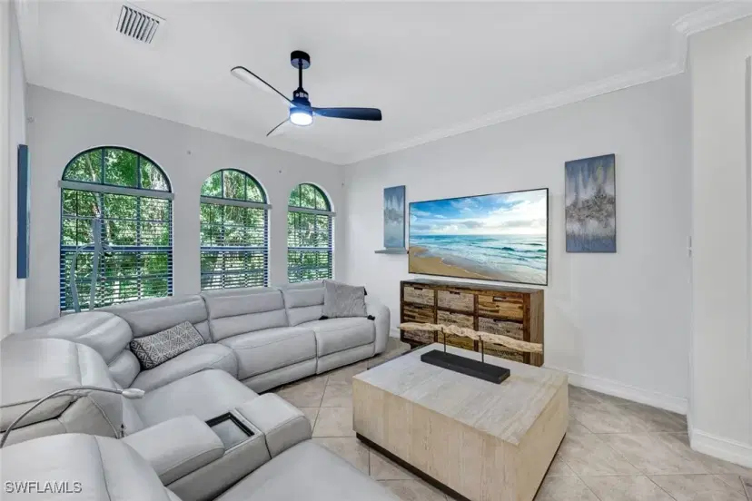 Picture of 9145 Chula Vista ST 13004, Naples FL 34113