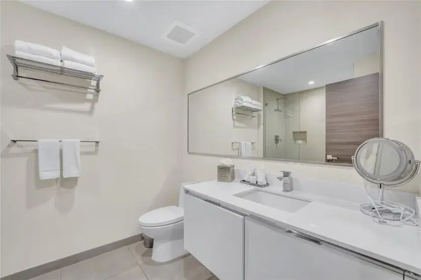 Picture of 777 N Ocean Dr S304, Hollywood FL 33019