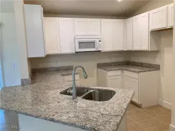 Picture of 712 Oakridge Ave S, Lehigh Acres, FL 33974