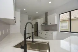 Picture of 6437 NW 108Th Ter, Parkland, FL 33076