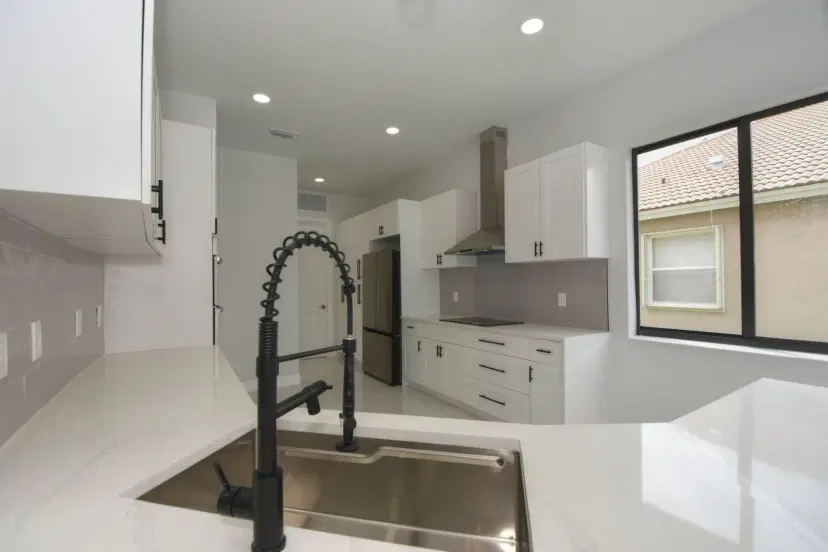 Picture of 6437 NW 108Th Ter, Parkland FL 33076