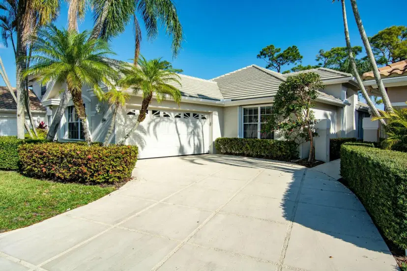 Picture of 159 Eagleton Court, Palm Beach Gardens FL 33418