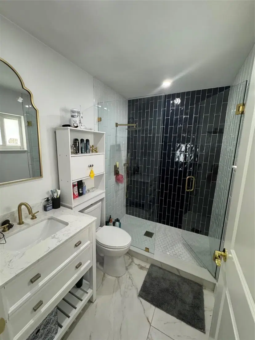 Picture of 112 Parkwood Dr, Royal Palm Beach FL 33411