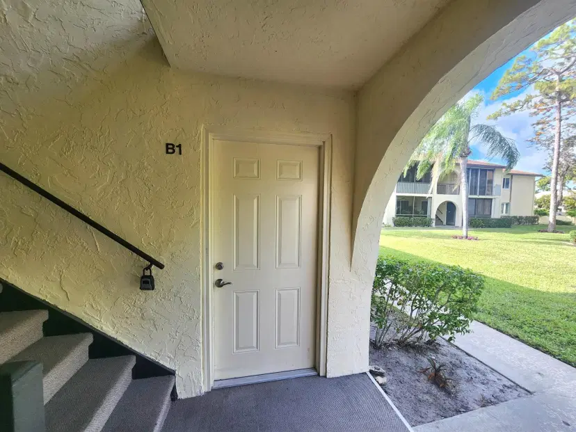 Picture of 3560 Lazy Pine Way B-1, Greenacres FL 33463